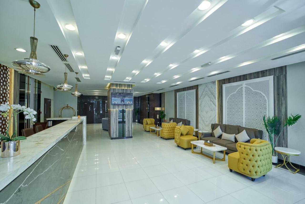 Afaq Tower Apartment Al-Manamah Bagian luar foto