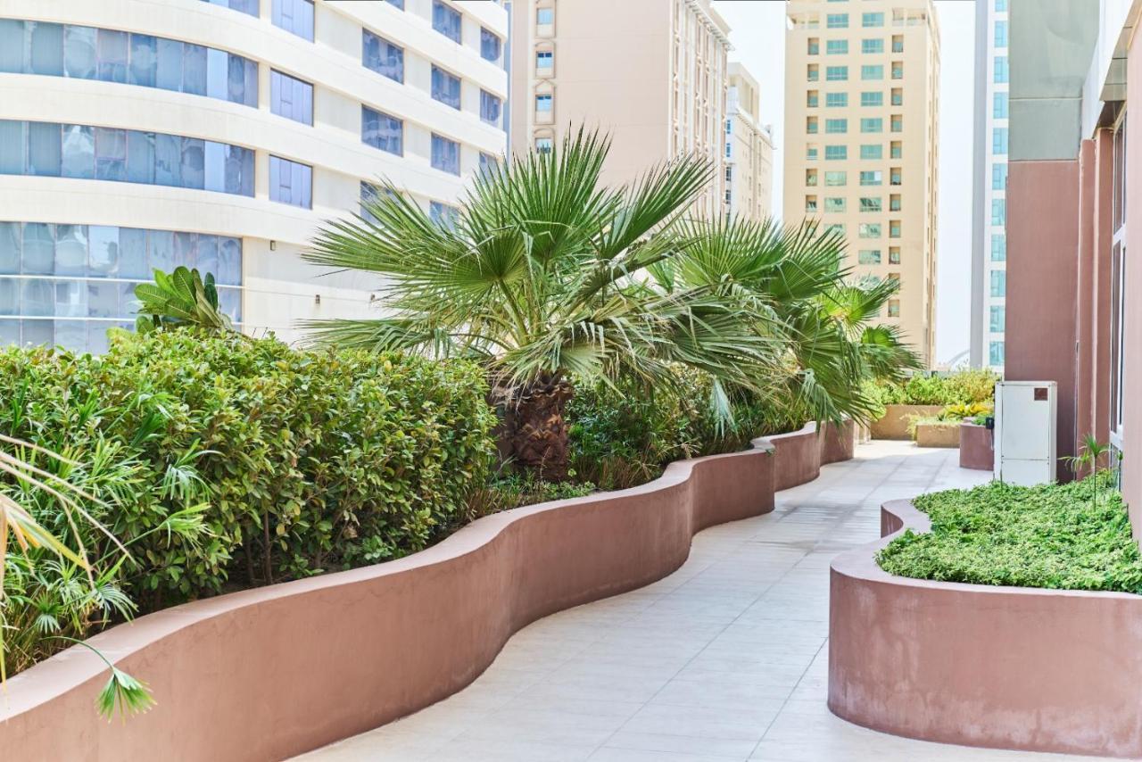 Afaq Tower Apartment Al-Manamah Bagian luar foto