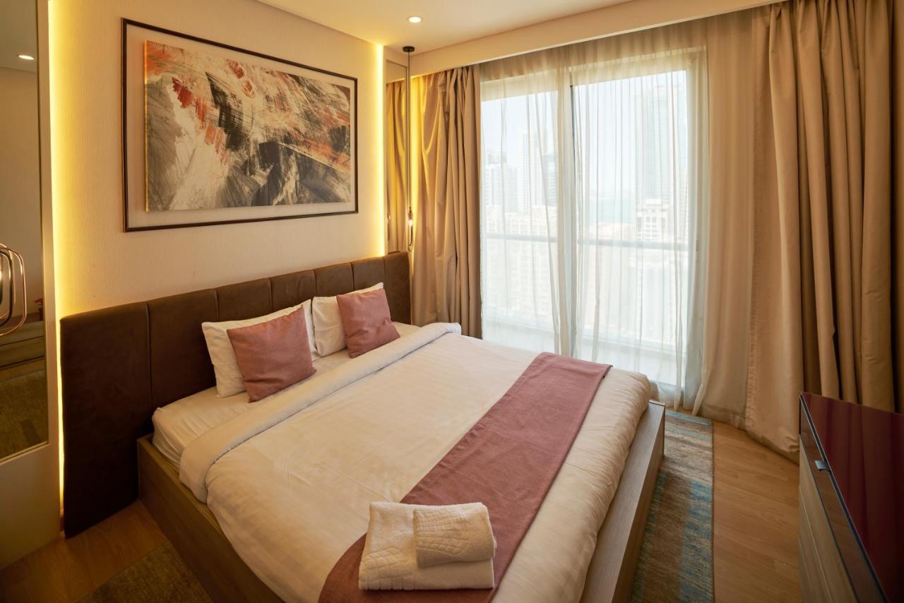 Afaq Tower Apartment Al-Manamah Bagian luar foto